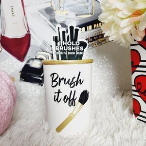 Makeup Holder Brushes Organizer Cup BRUSH IT OFF